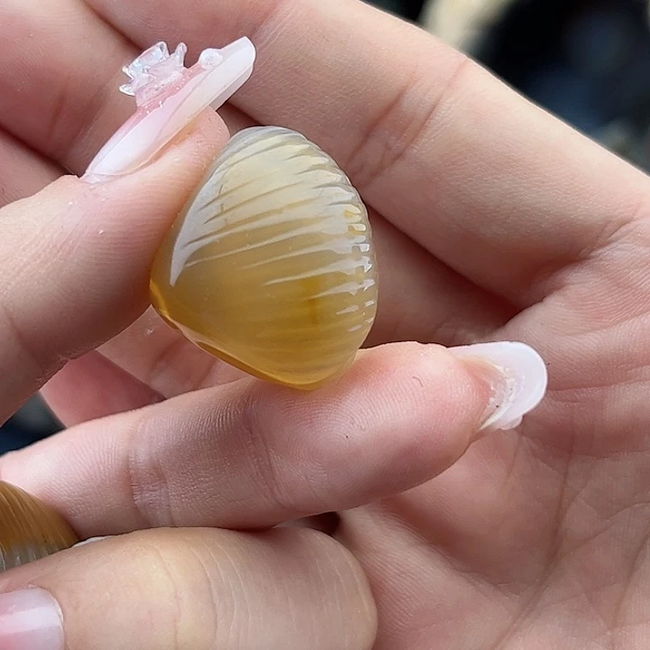 玛瑙手饰未镶嵌花*?