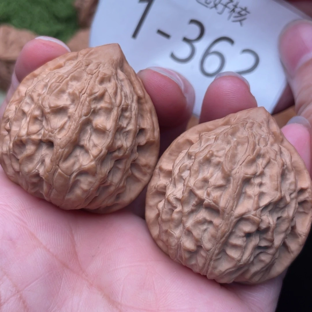 文玩核桃把件金牛39