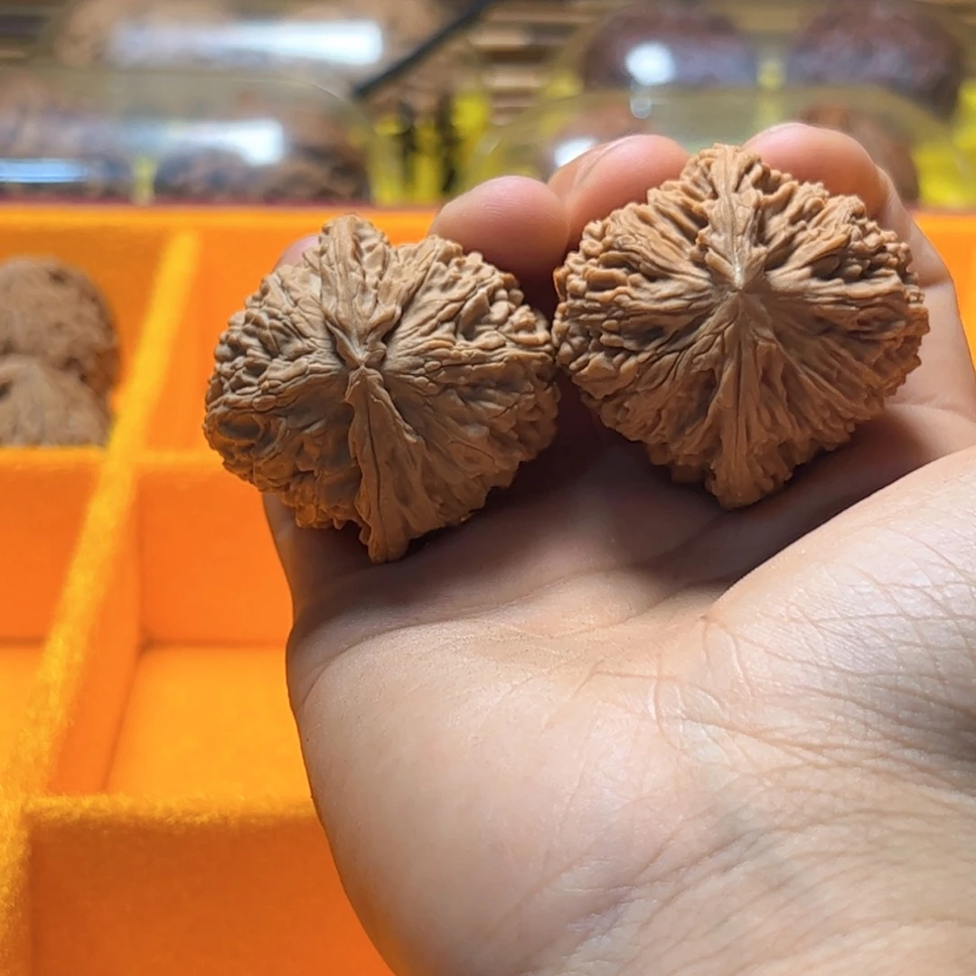 吊坠文玩核桃?****核桃