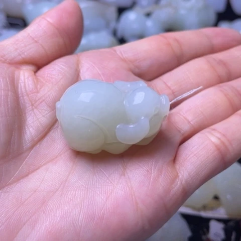 和田玉未镶嵌吊坠(不含链)