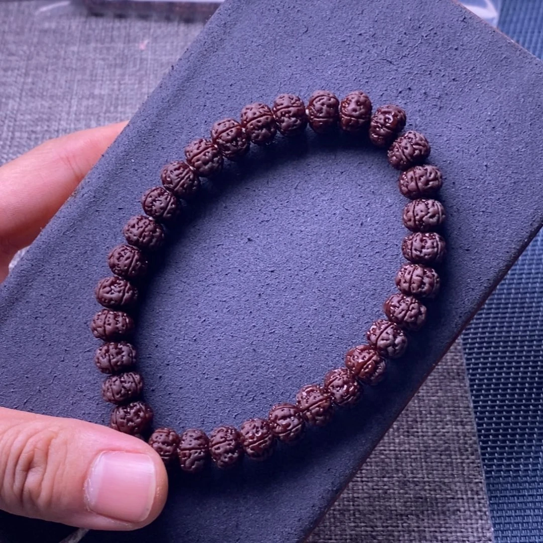 初***丶金刚菩提吊坠老树