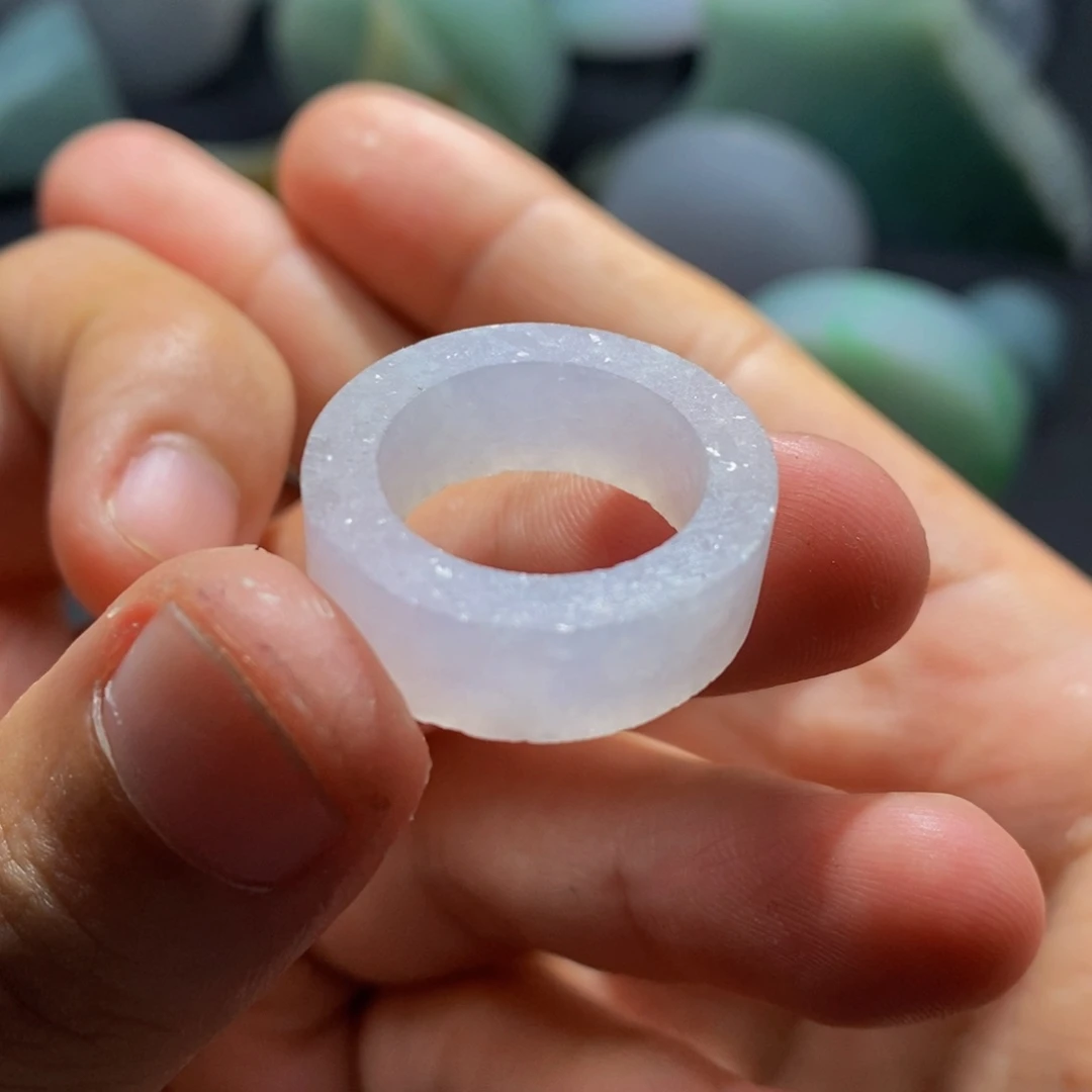 未镶嵌定制翡翠包工戒圈