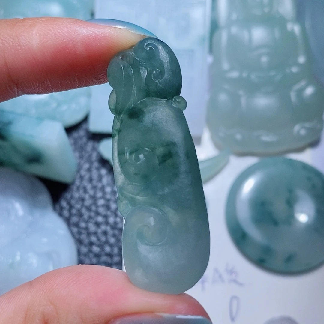 定制翡翠未镶嵌毛货付款后确认抛光