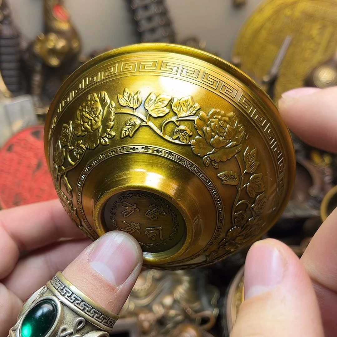 精美铜器工艺品等
