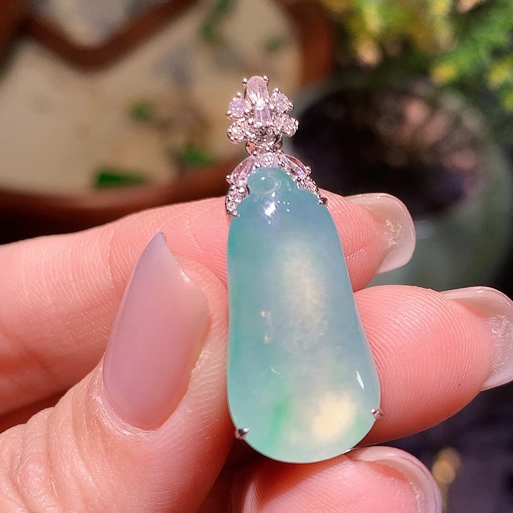 翡翠18K金镶嵌吊坠(不含链)