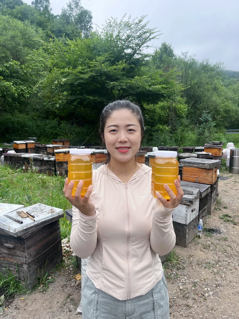 25年新鲜椴树蜜 现摇现卖的土蜂蜜 1000克±50克/瓶