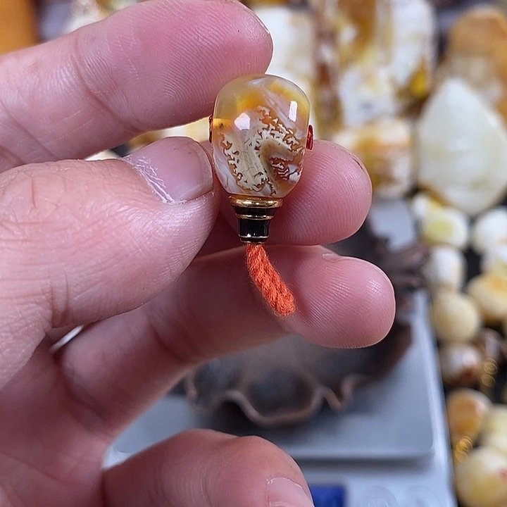 琥珀未镶嵌珠宝奇石我