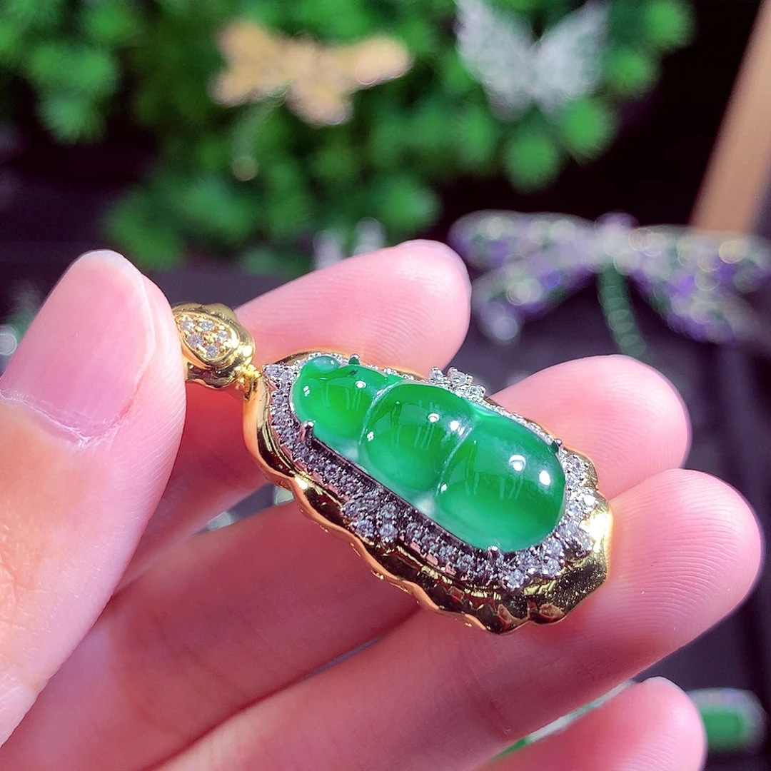 颈饰未镶嵌翡翠天然