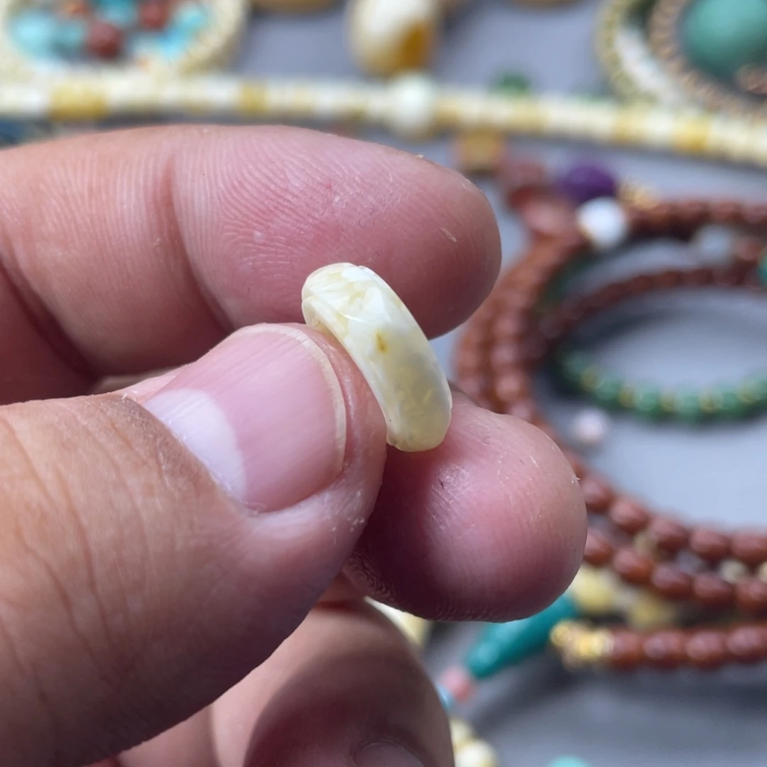 琥珀珠宝奇石未镶嵌39