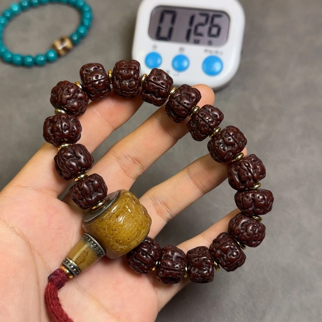 吊坠金刚菩提金****王