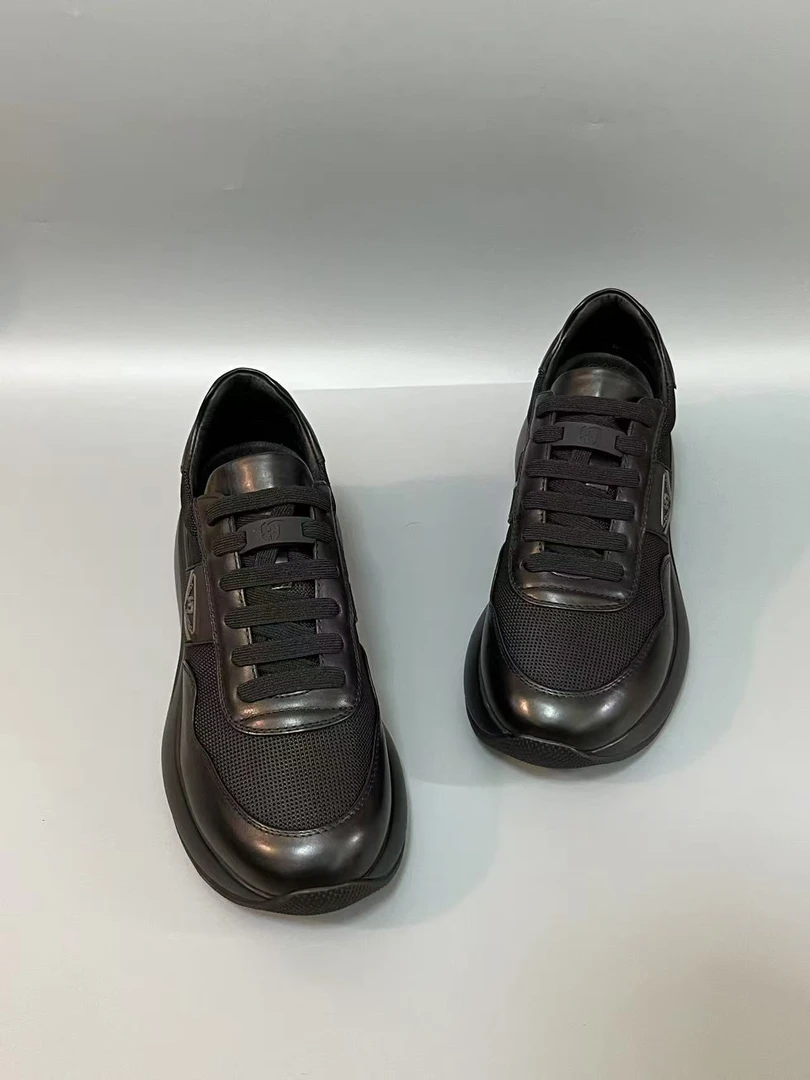 618-2W纯色夏季透气轻质时尚休闲鞋潮鞋运动鞋牛皮配双网男款男士