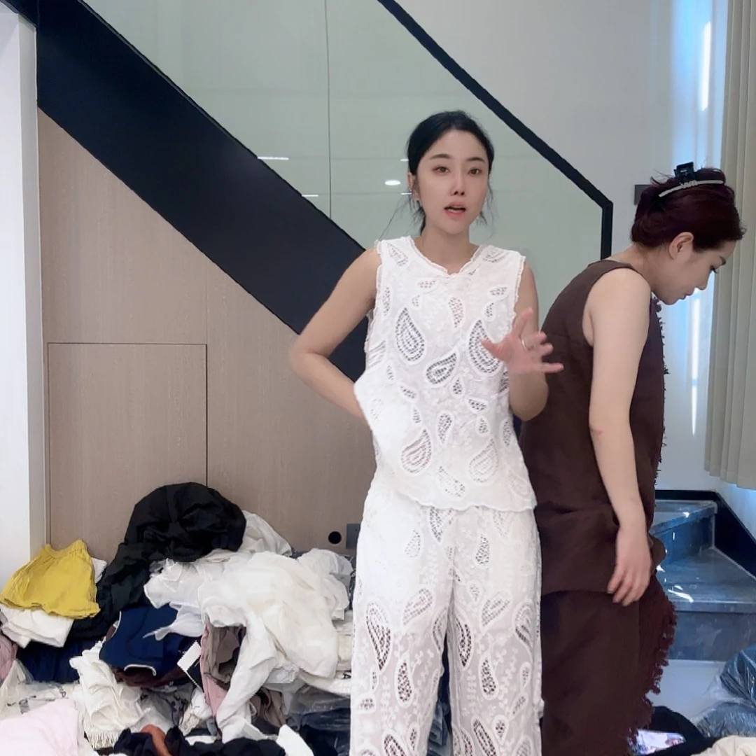 蕾丝重工套装115斤