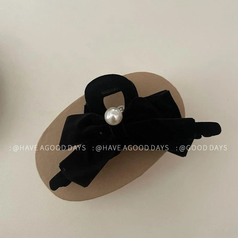 暗月流光！蝴蝶结珍珠抓夹！法式丝绒发抓气质高级感鲨鱼夹2025款