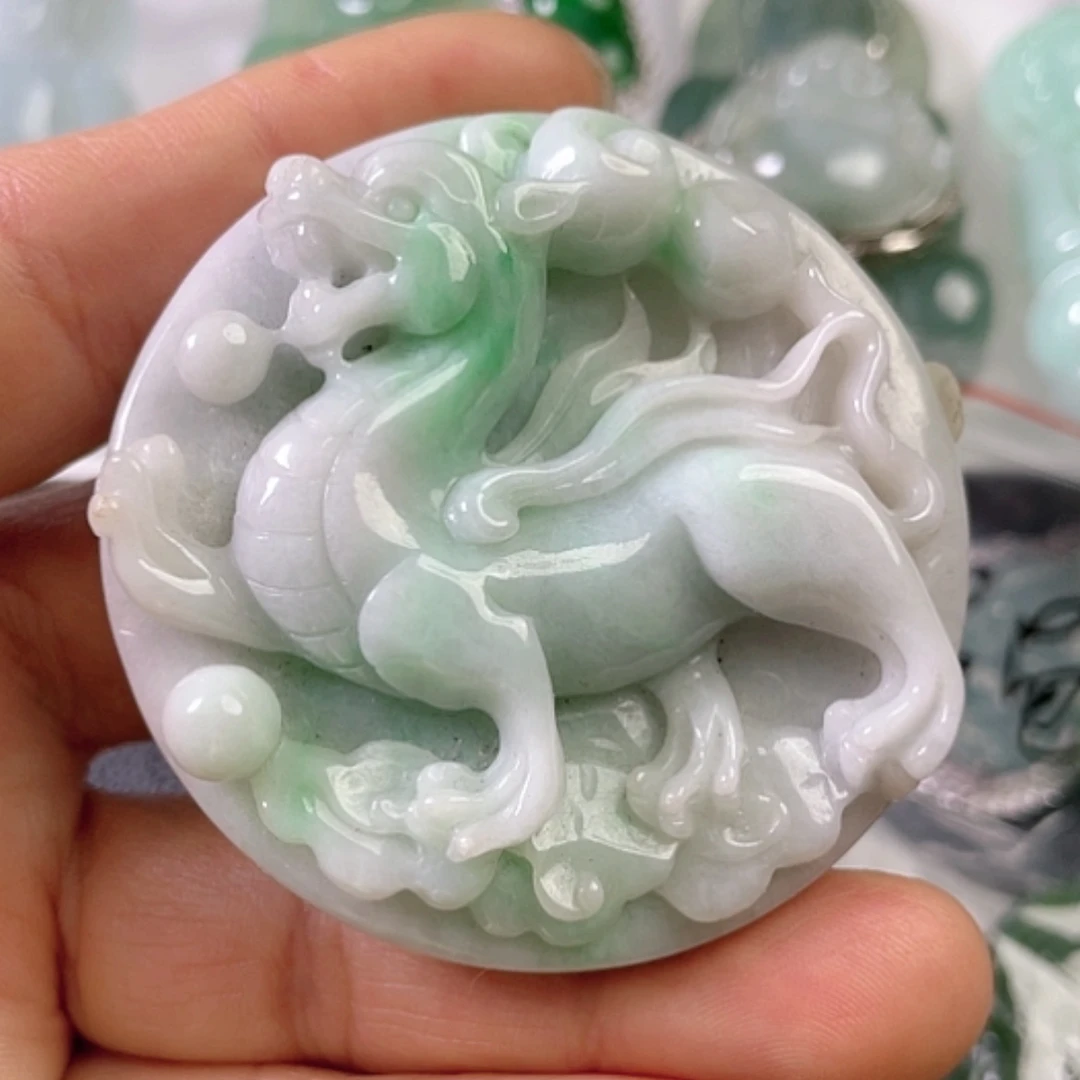 【闪购商品】翡翠颈饰未镶嵌天然翡翠吊坠