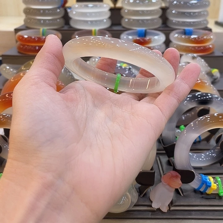 玛瑙/玉髓未镶嵌手镯34