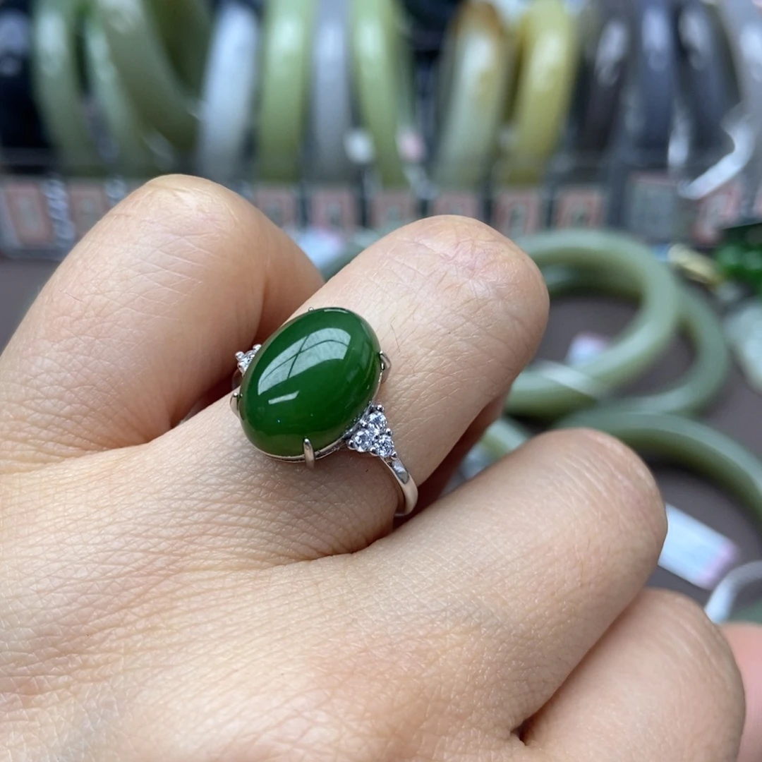 和田玉戒指银S925镶嵌花***?