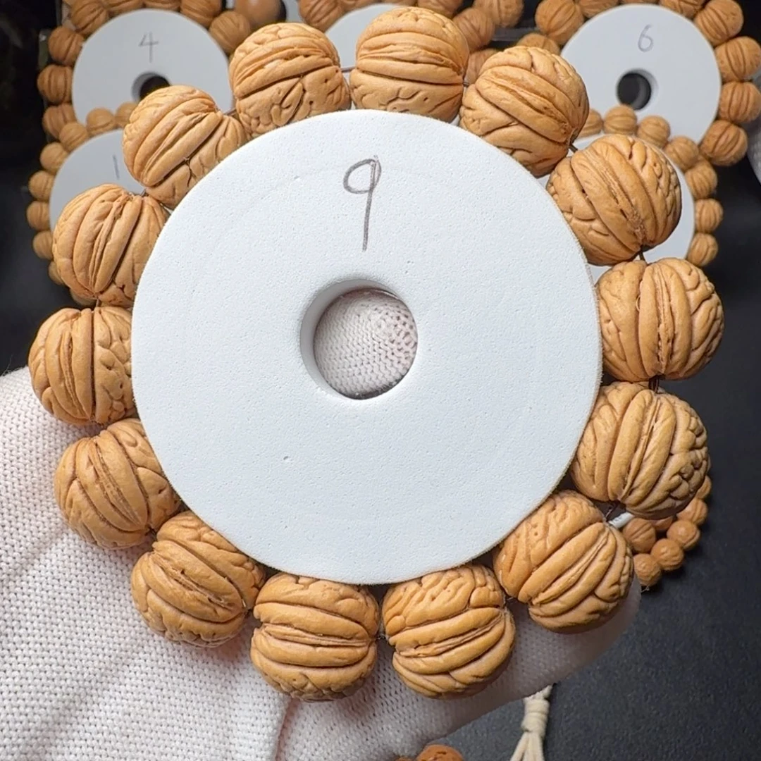 手串桃核虎皮肌肉