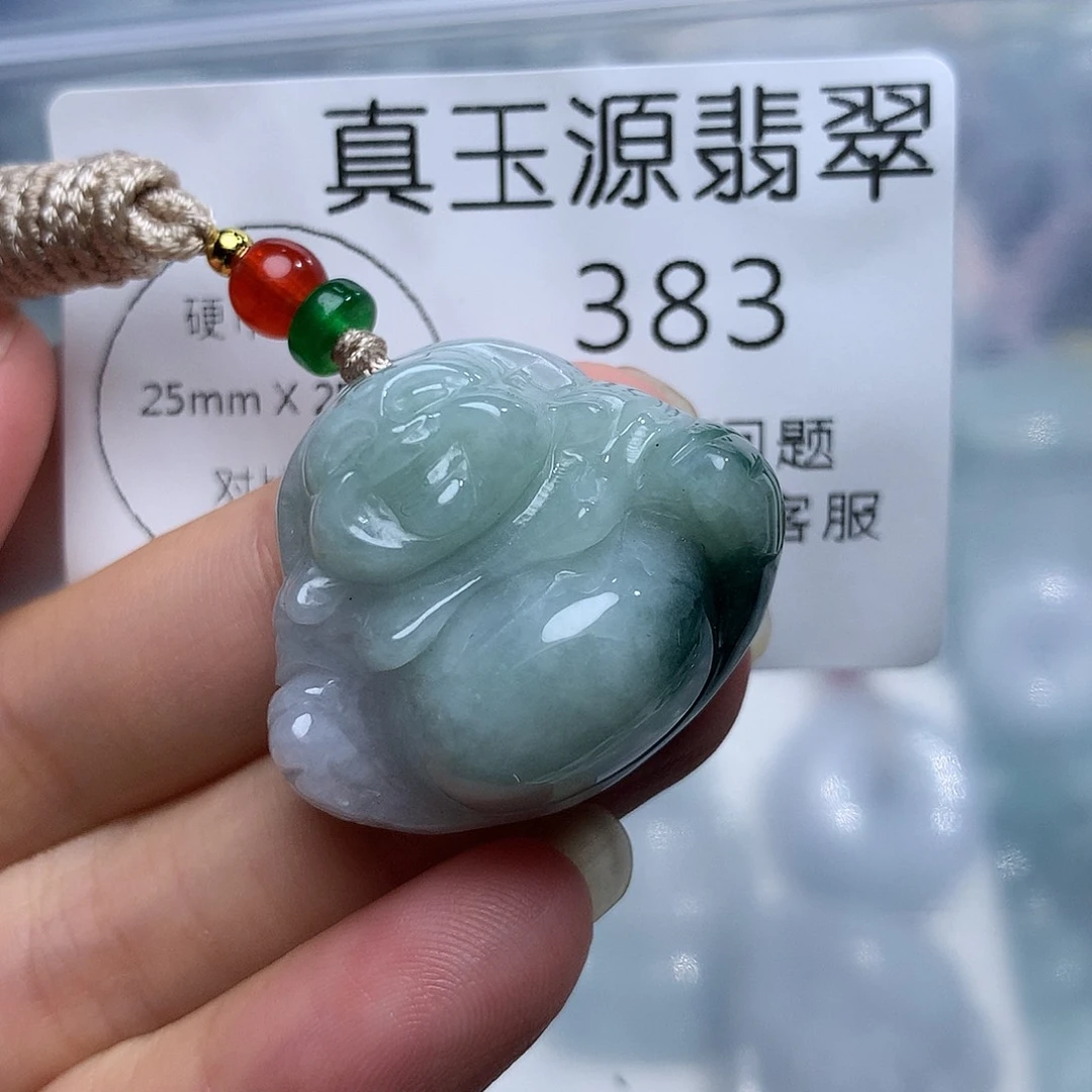 翡翠未镶嵌颈饰383。