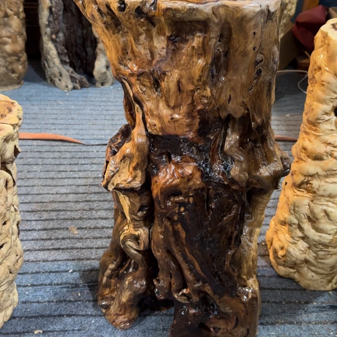 绿***山龙纹鸡心枣木手工艺品