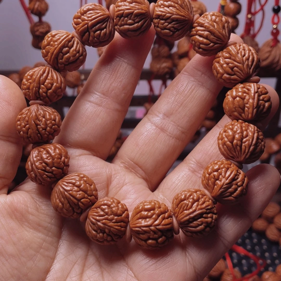 木质类龙纹桃枭手串