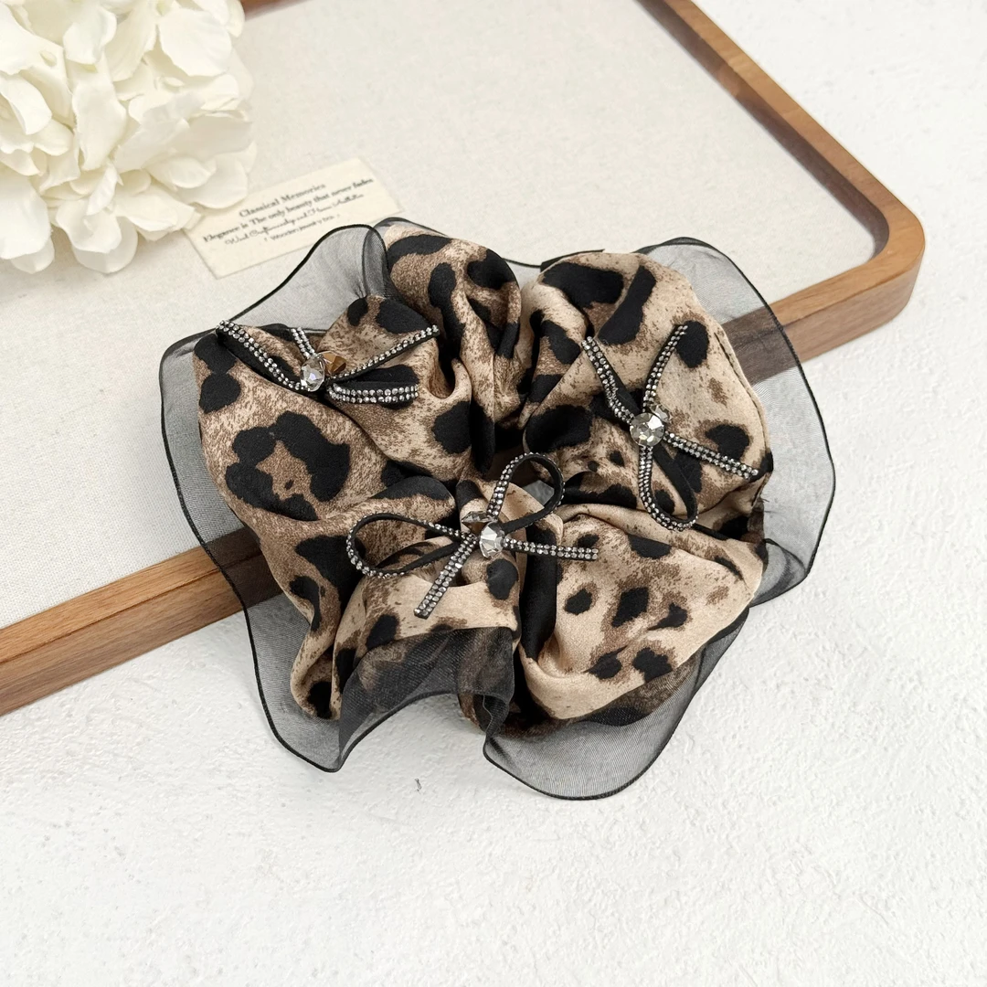 BAOSHATI/宝莎缇F-1358韩版豹纹水钻蝴蝶结网纱高级感大肠发圈