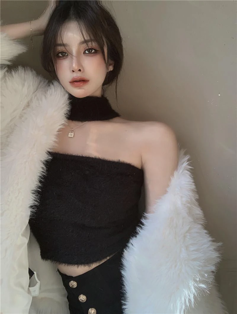 前后两穿～纯欲风水貂绒挂脖露锁骨上衣修身弹力短款小衫