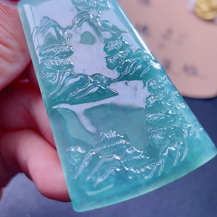 翡翠吊坠(不含链)未镶嵌