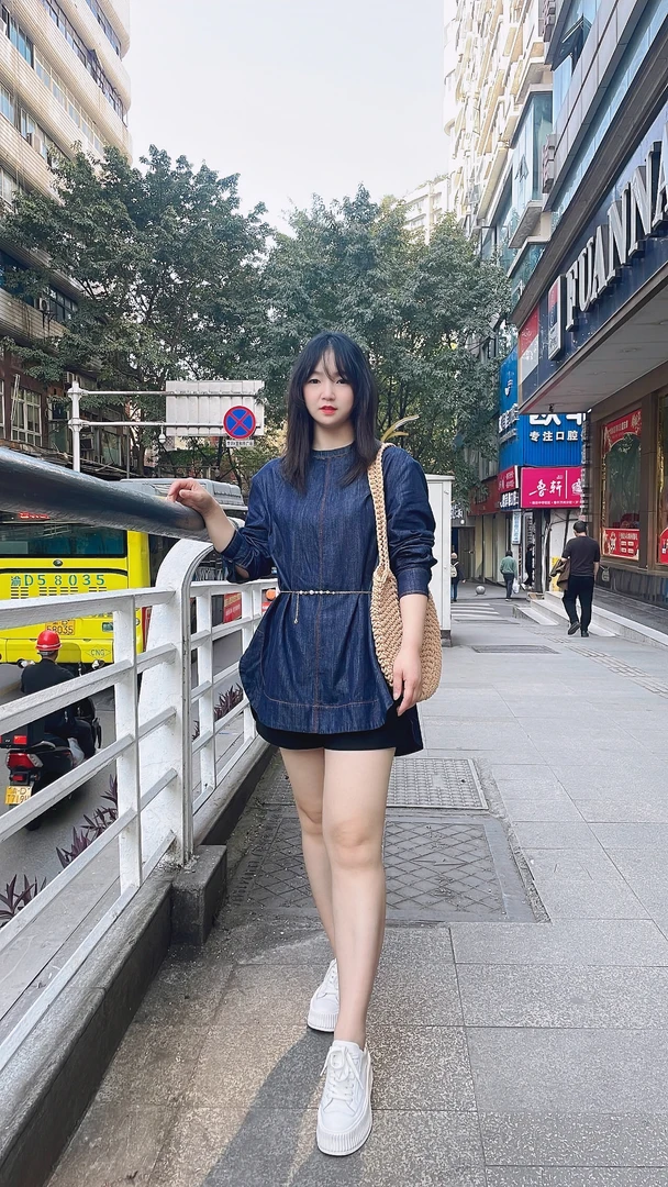 玛丝恩迪牛仔上衣