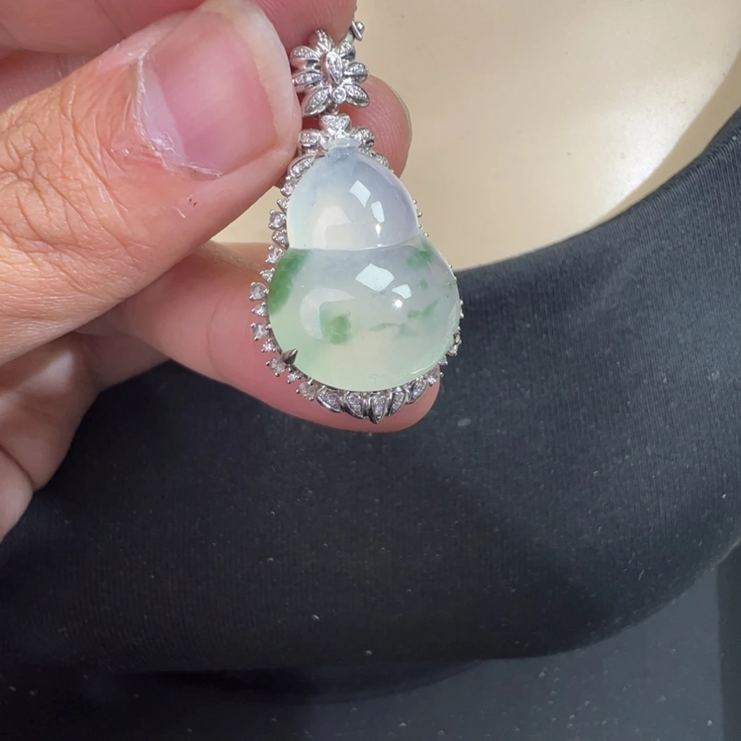 翡翠18K金镶嵌吊坠(不含链)