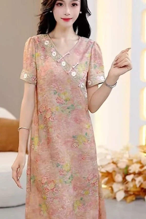 新中式时尚优雅减龄显瘦碎花盘扣气质连衣裙夏季新款