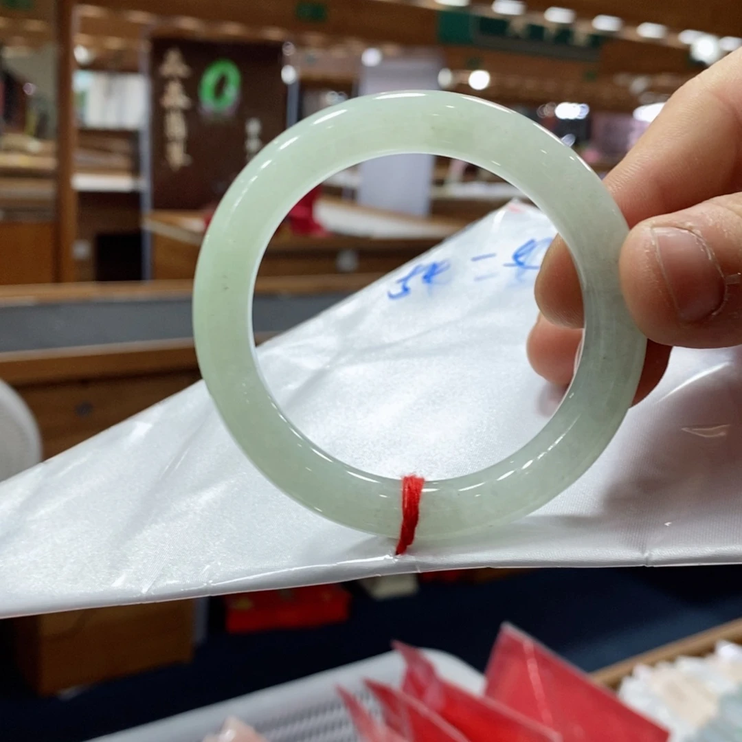 未镶嵌手镯翡翠翡翠