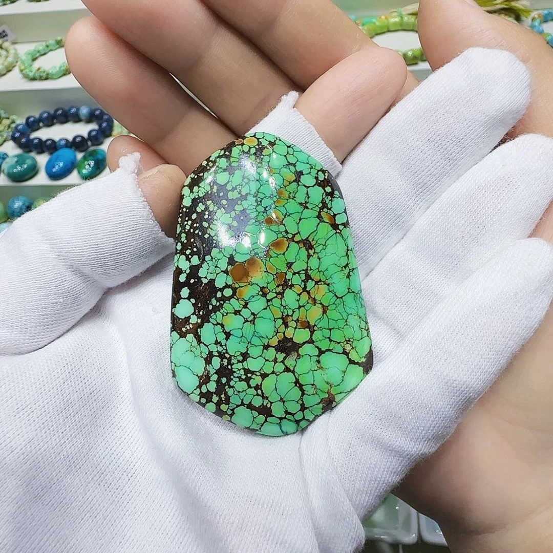 绿松石未镶嵌原矿绿松石