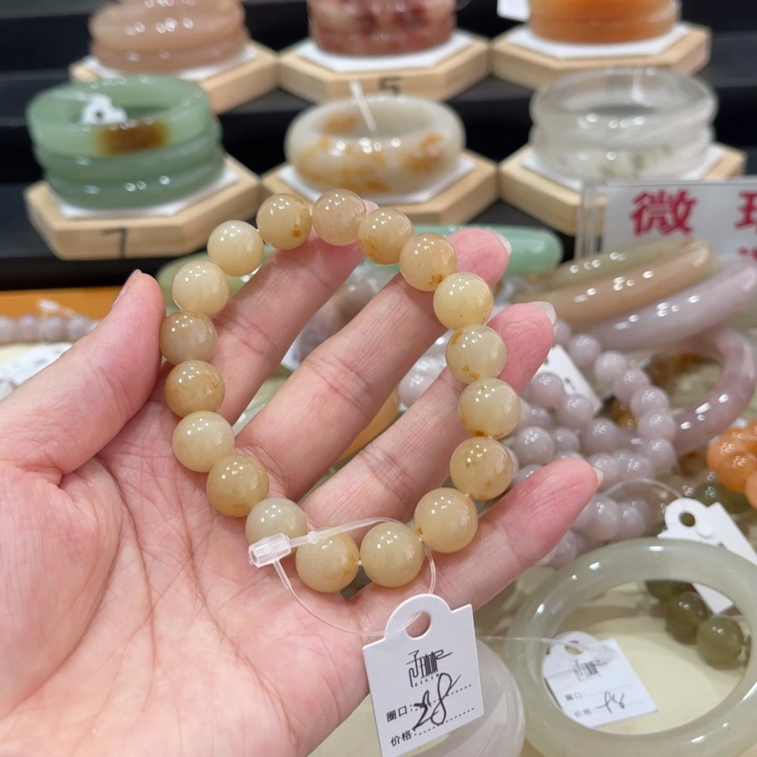 未镶嵌手镯石英质玉