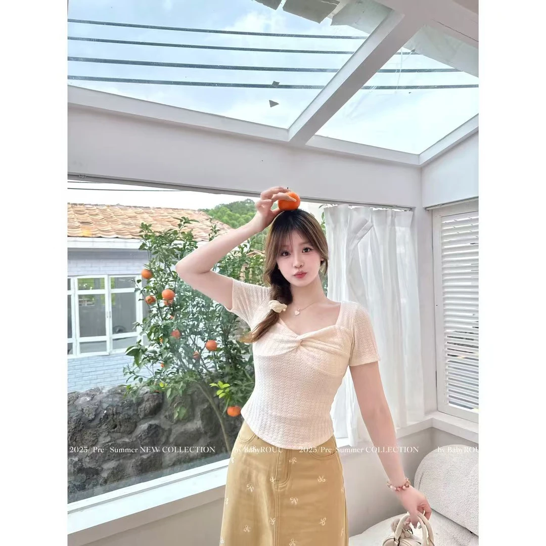【香甜奶芙】温与柔小众设计感轻熟气质洋气交错扭结正肩短袖