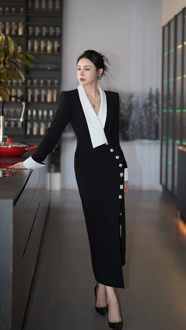 高级感黑色女神范气质长款连衣裙