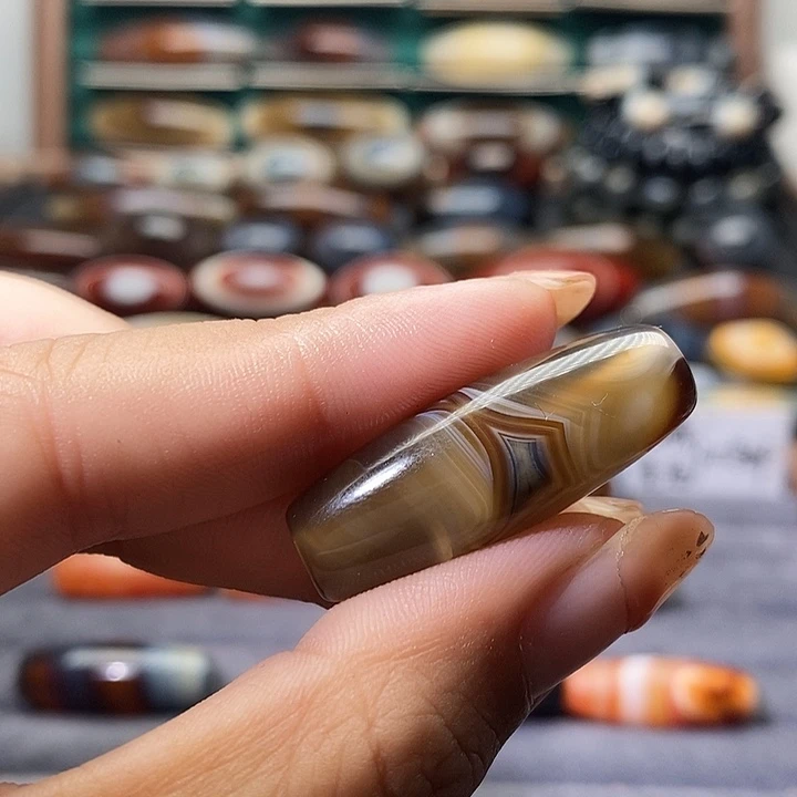 野***狼玛瑙/玉髓未镶嵌吊坠(不含链)