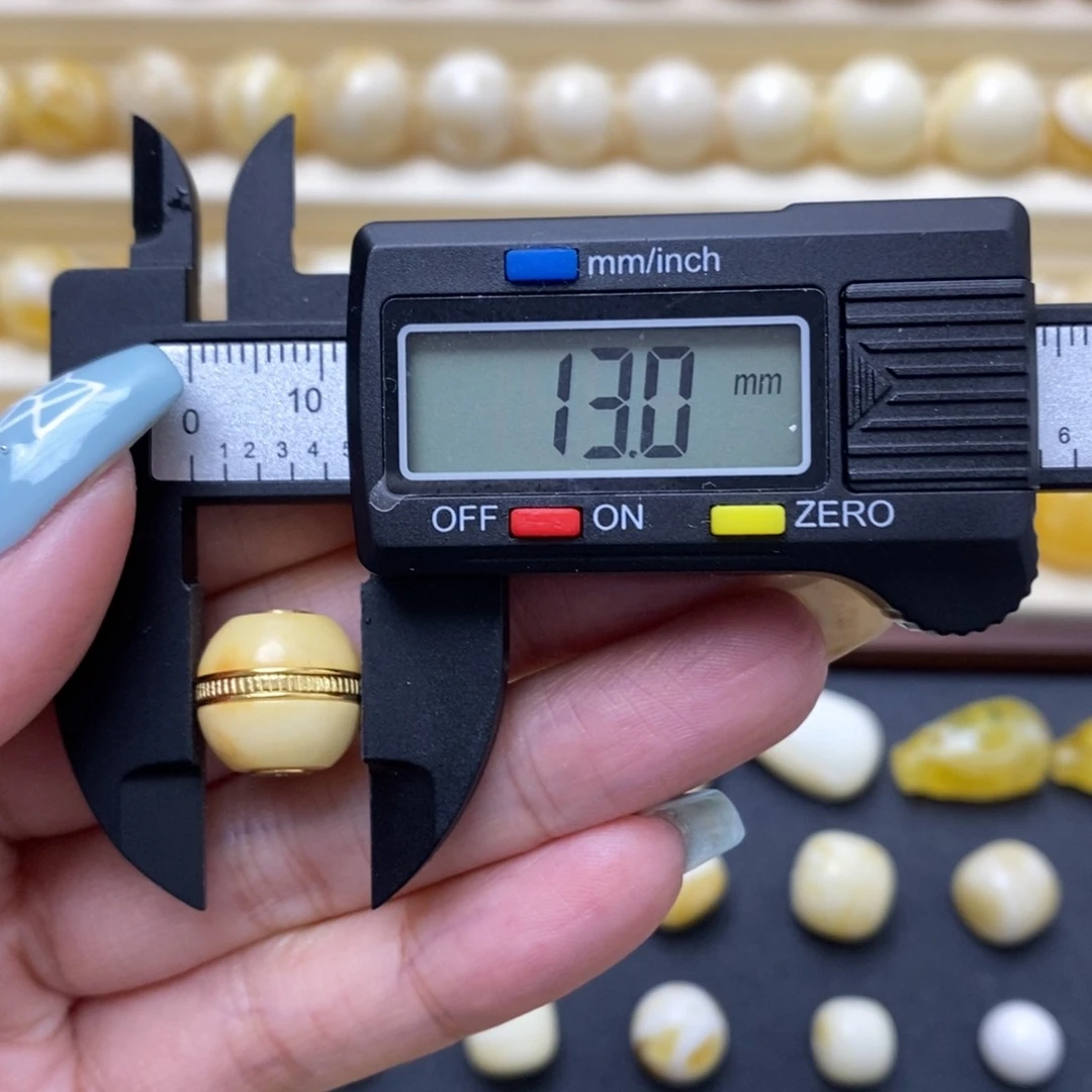 琥珀未镶嵌珠宝奇石小*