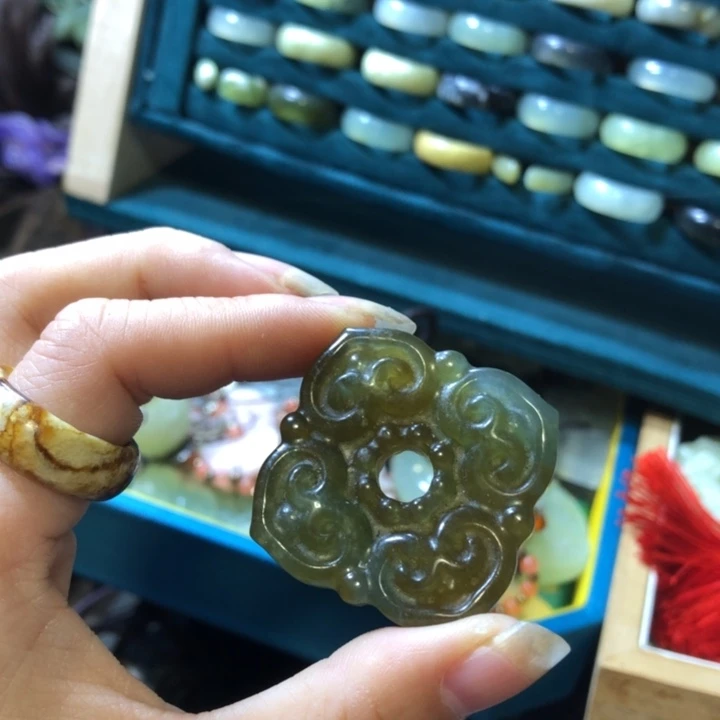 岫玉未镶嵌岫玉戒圈
