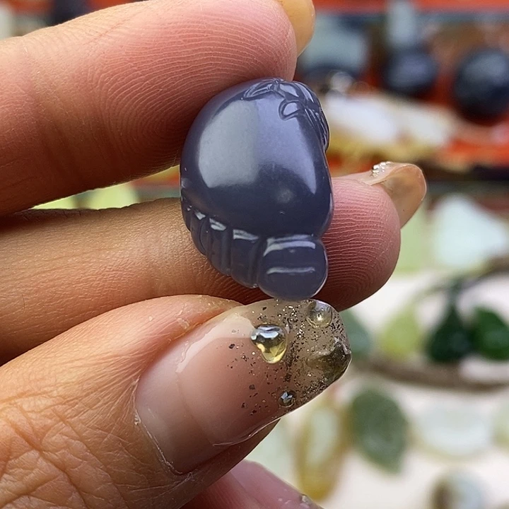 和田玉未镶嵌颈饰福利烟紫脚丫吊坠