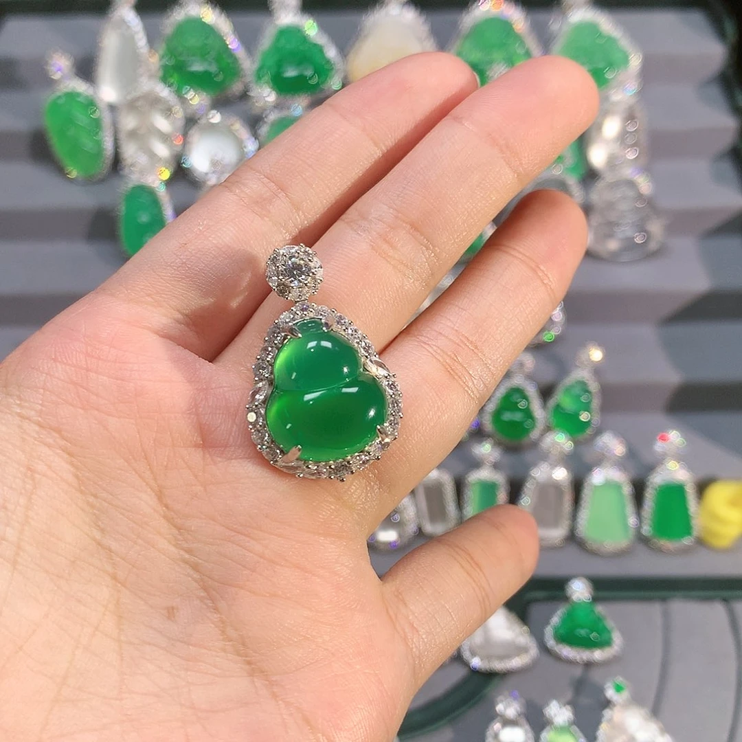 玛瑙/玉髓颈饰银S925镶嵌