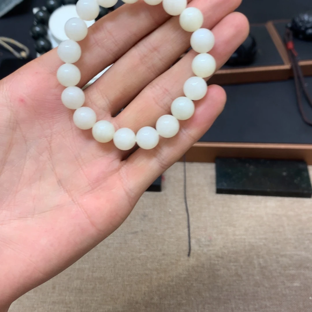 手链未镶嵌和田玉