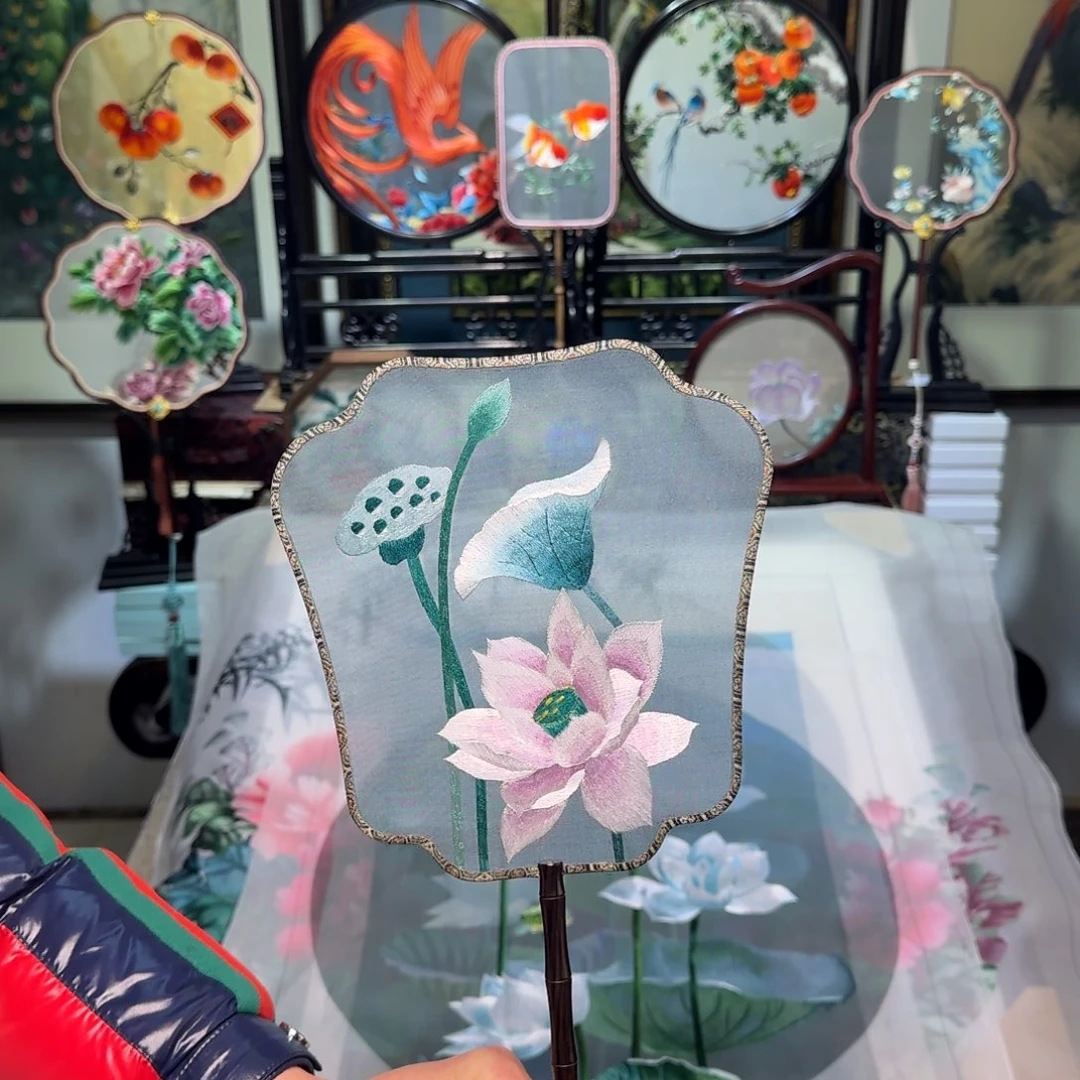 刺绣刺绣工艺精湛