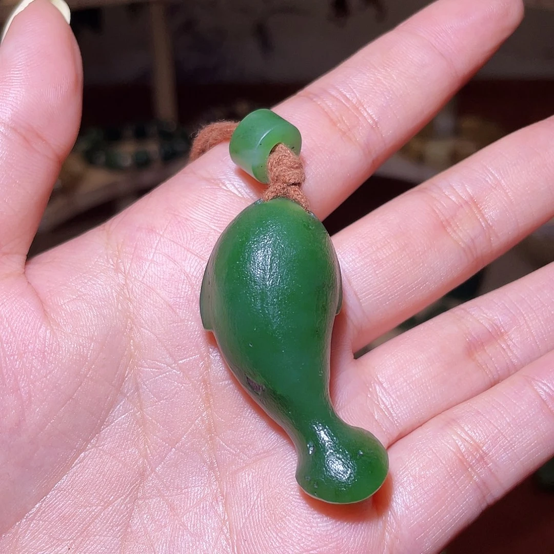 颈饰未镶嵌和田玉爱*
