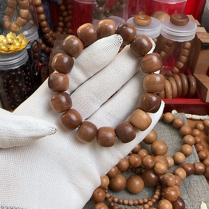 檀香木1314大瑕疵，薰香料，奶香