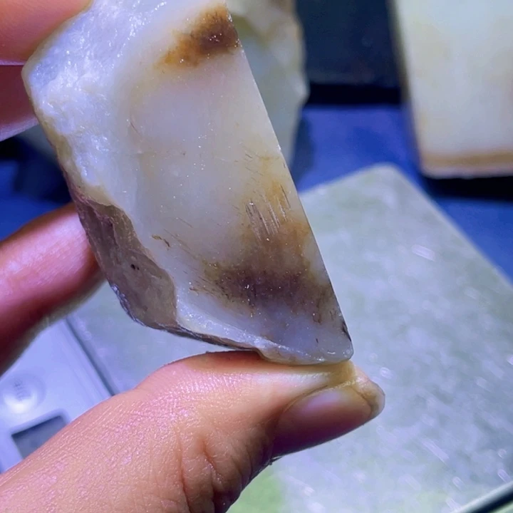 和田玉未镶嵌珠宝半成品