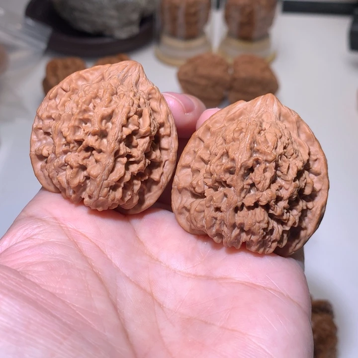 把件文玩核桃满天星