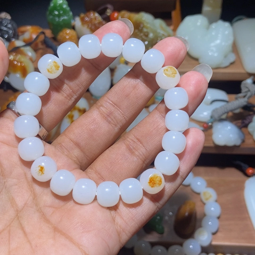 *****和田玉未镶嵌颈饰