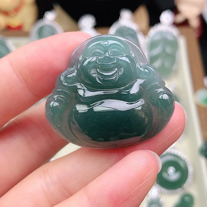 颈饰未镶嵌翡翠吊坠