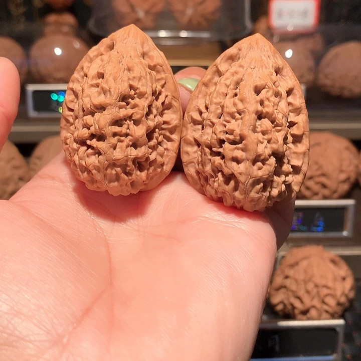 文玩核桃把件通天塔