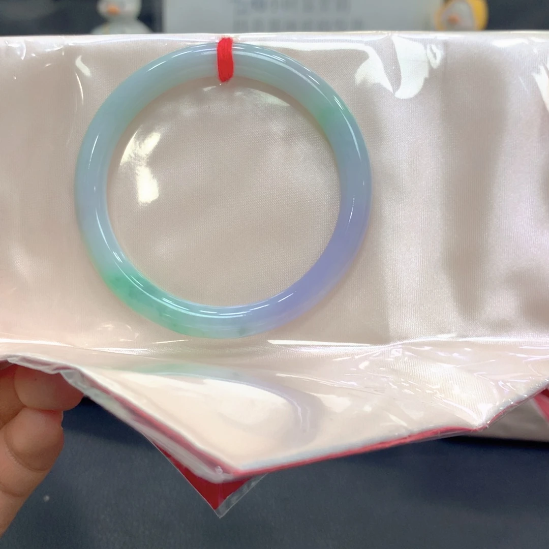 翡翠未镶嵌手镯翡翠5